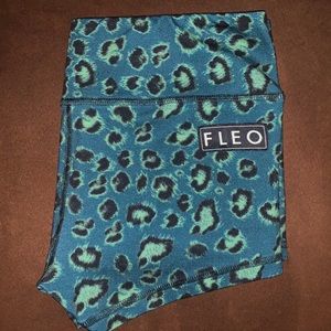Fleo Shorts